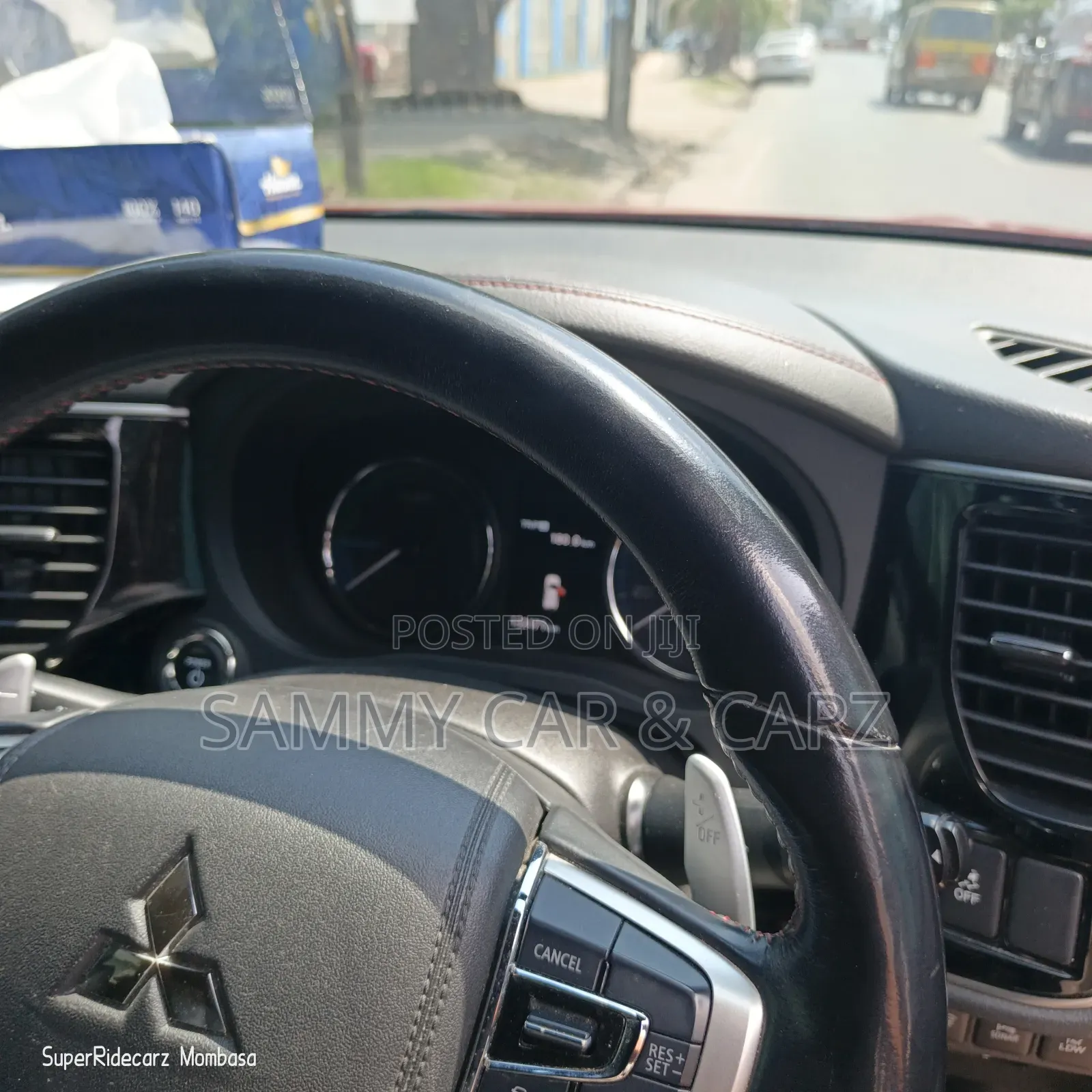 Mitsubishi Outlander 2018 Red