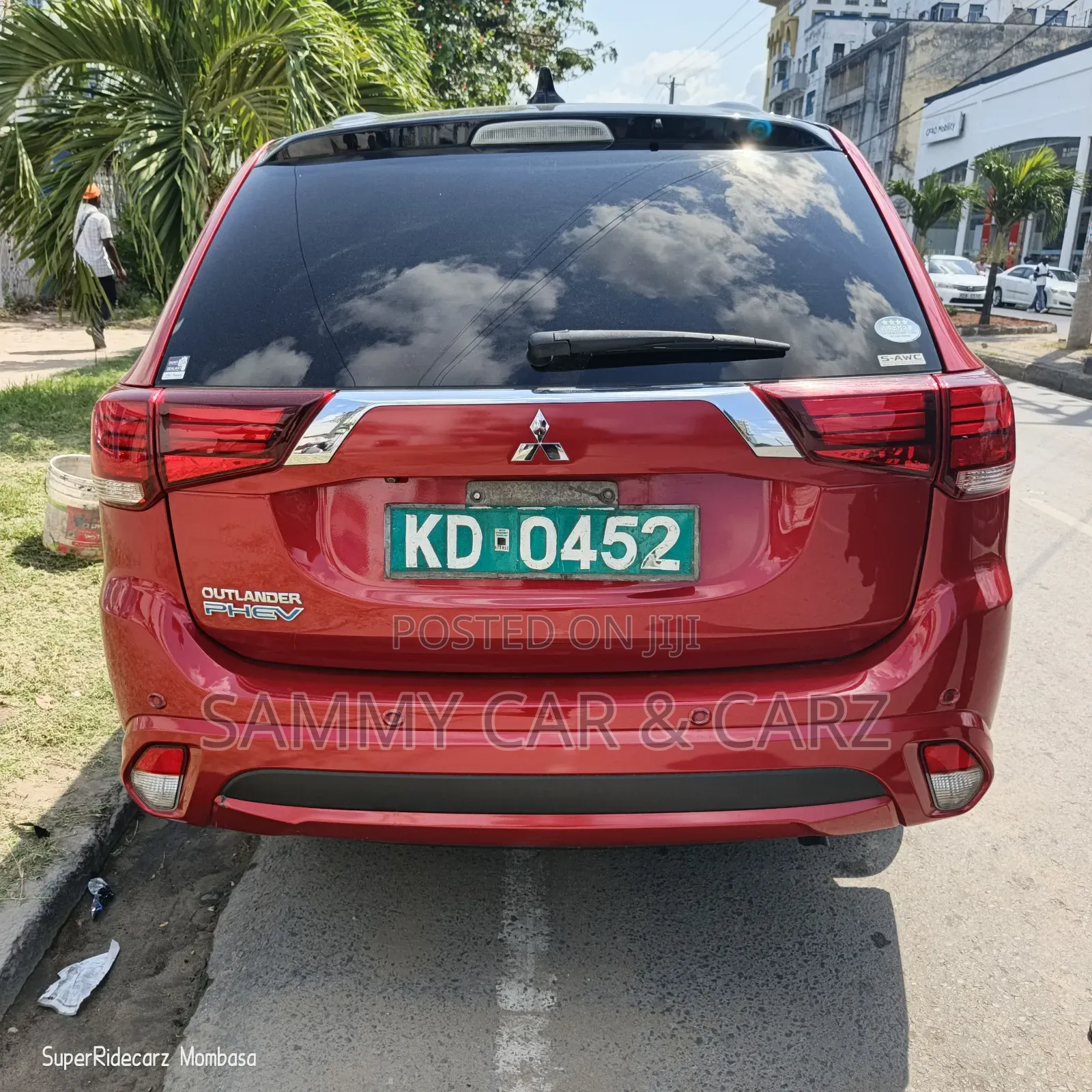 Mitsubishi Outlander 2018 Red