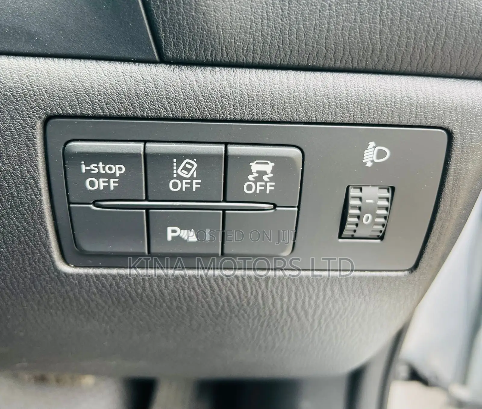 Mazda Axela 2019 Silver