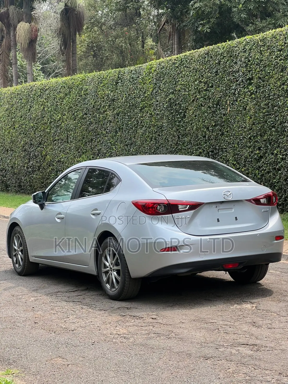 Mazda Axela 2019 Silver