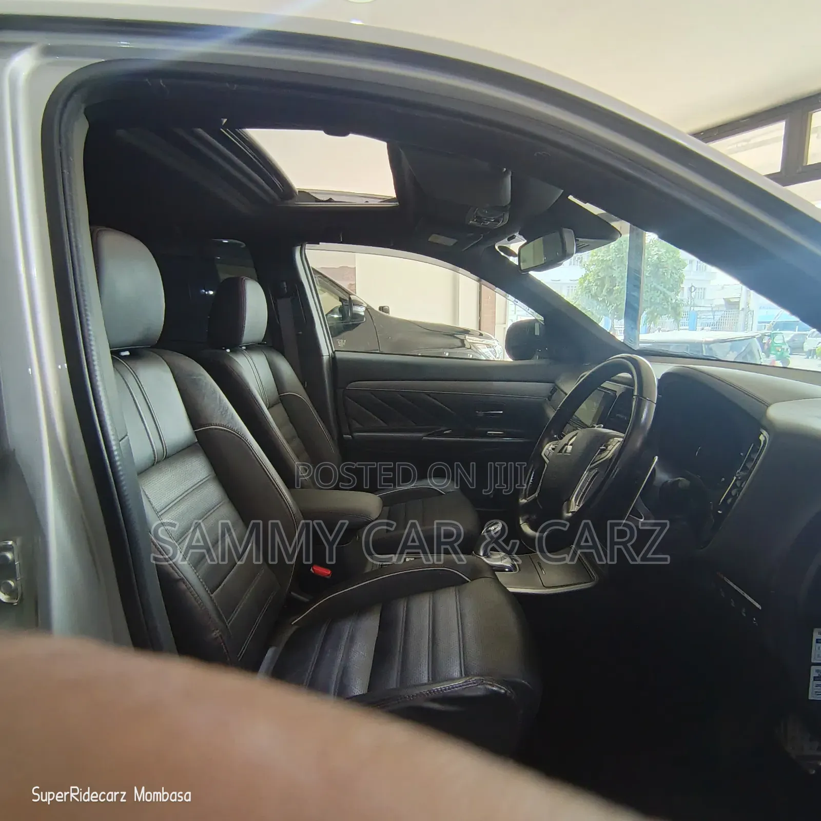 Mitsubishi Outlander 2018 Silver