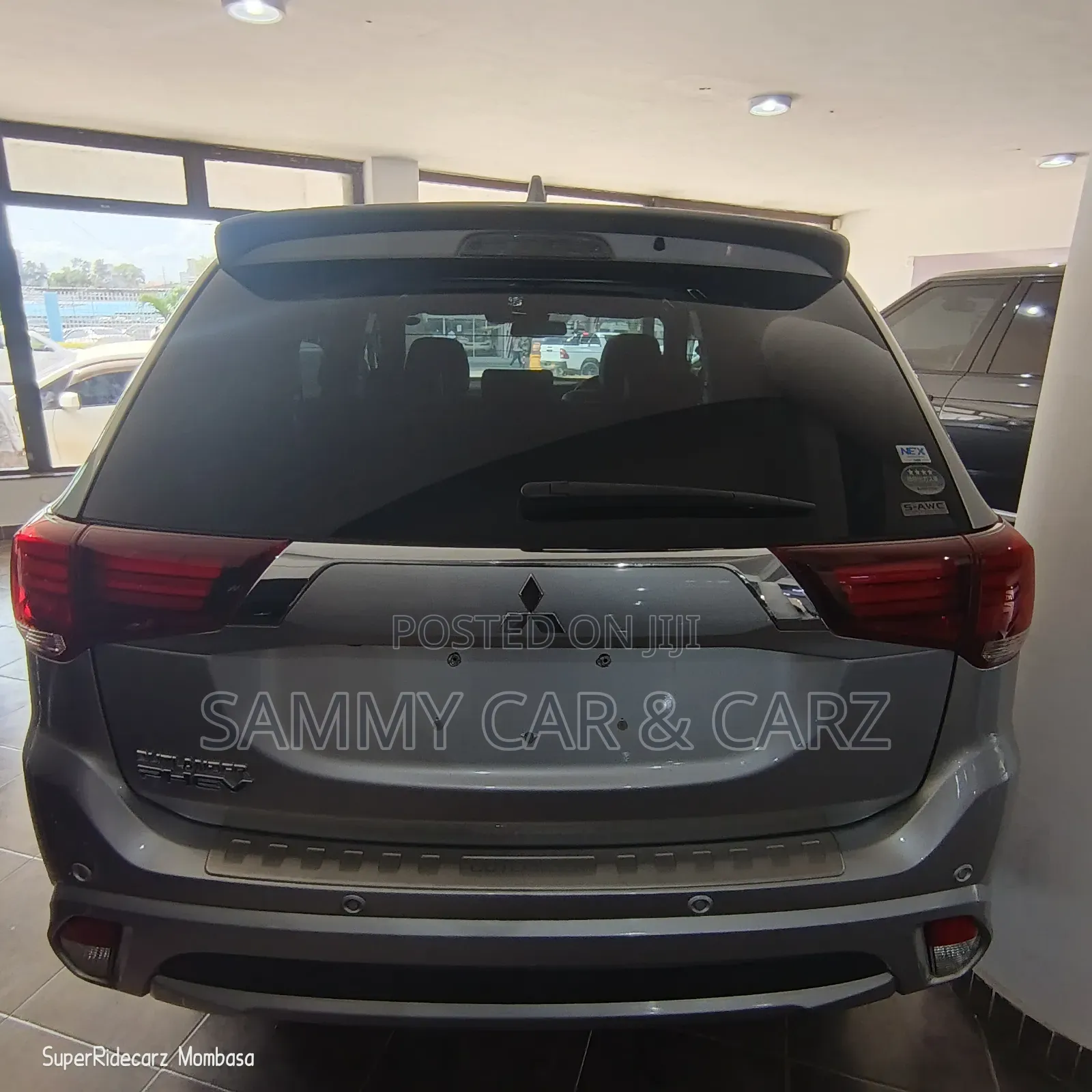 Mitsubishi Outlander 2018 Silver