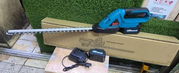 Cordless Hedge Trimmer - thumbnail 3