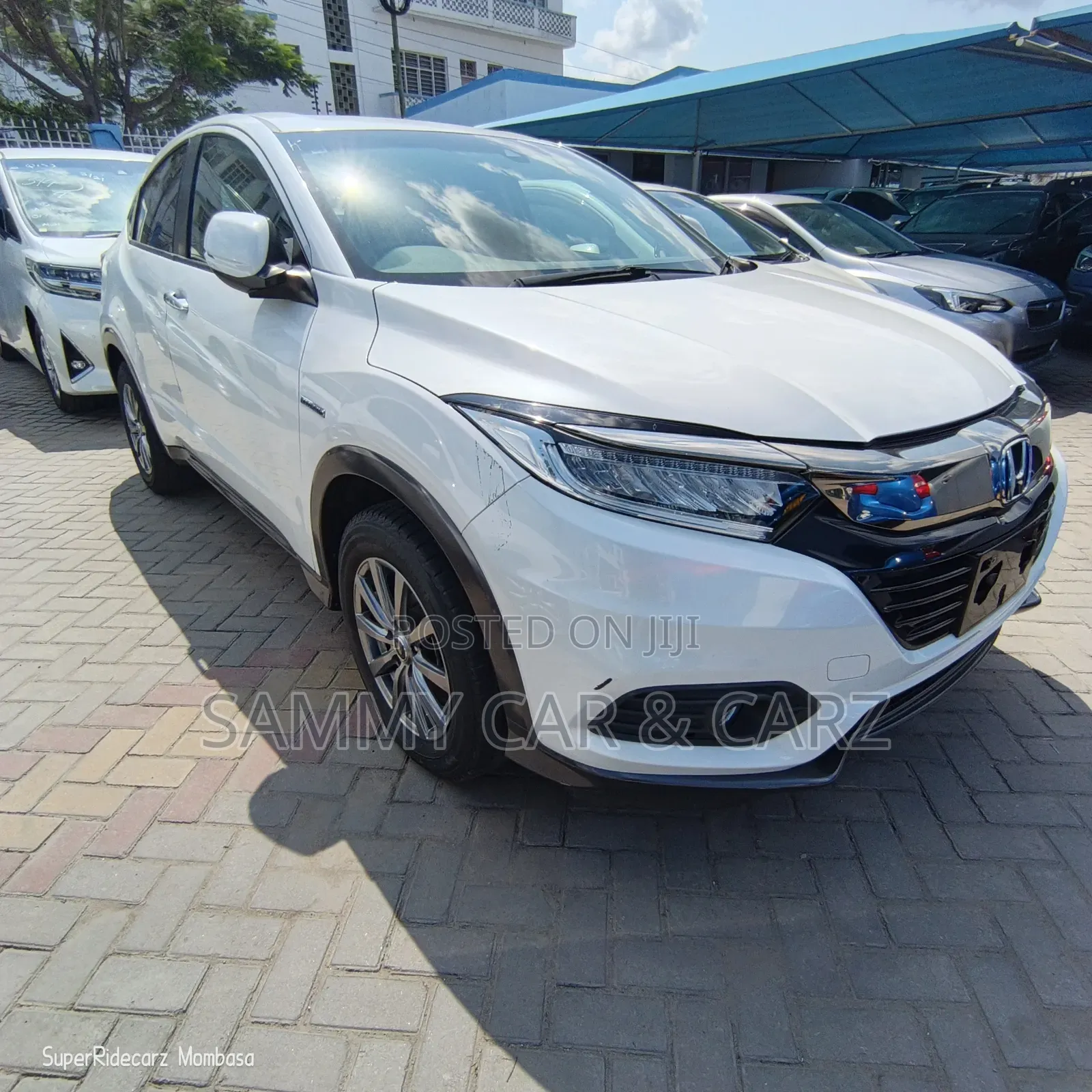 Honda Vezel 1.5 Hybrid 2WD 2018 White