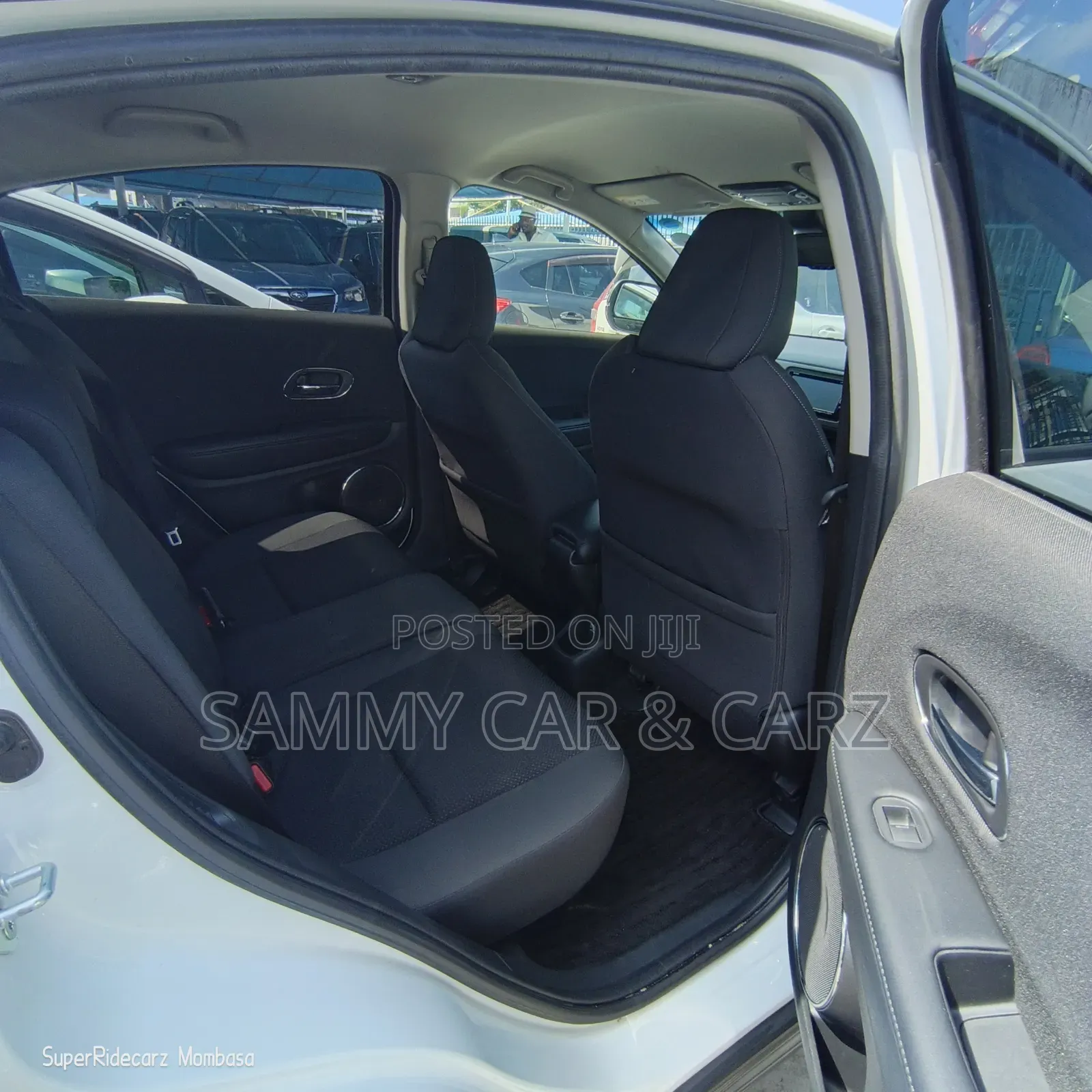 Honda Vezel 1.5 Hybrid 2WD 2018 White