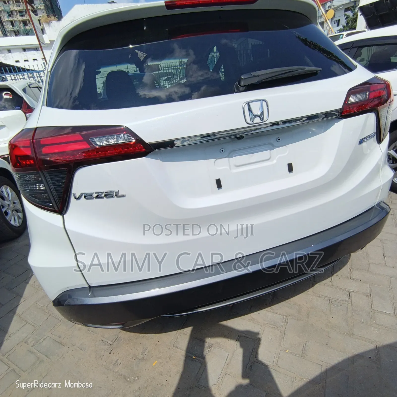 Honda Vezel 1.5 Hybrid 2WD 2018 White