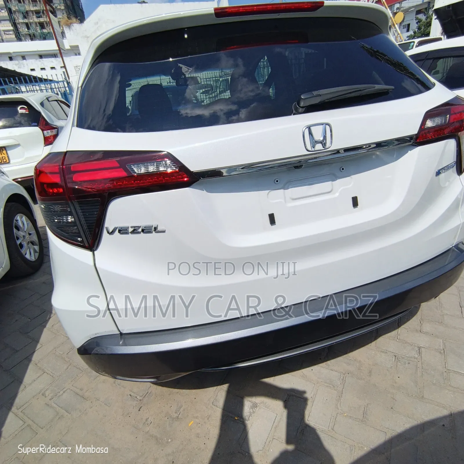 Honda Vezel 1.5 Hybrid 2WD 2018 White