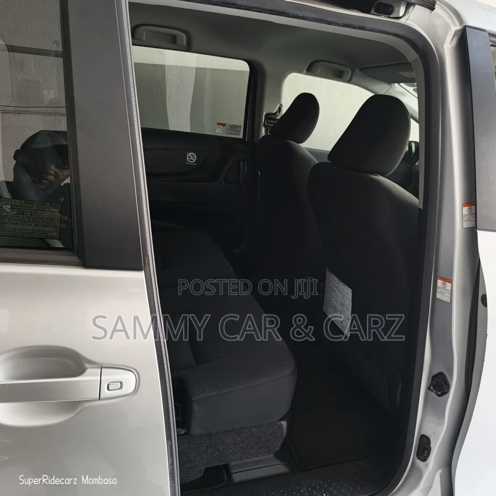 Toyota Sienta 1.5 Hybrid FWD (6-seater) 2018 Silver