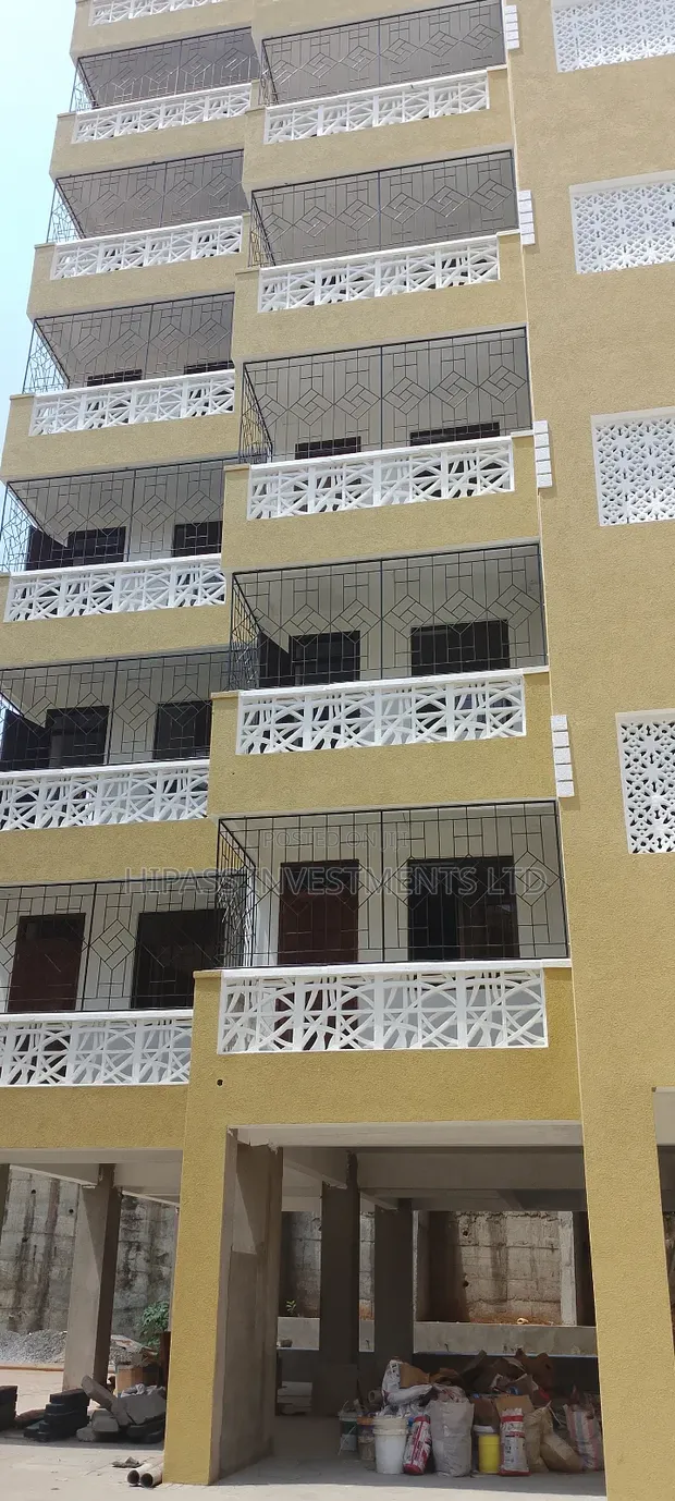 2bdrm Block of Flats in Tudor for rent