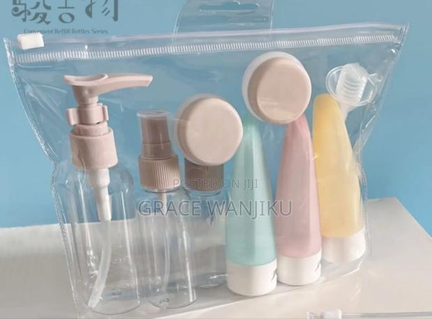 *Cosmetics 11pc Storage - main view