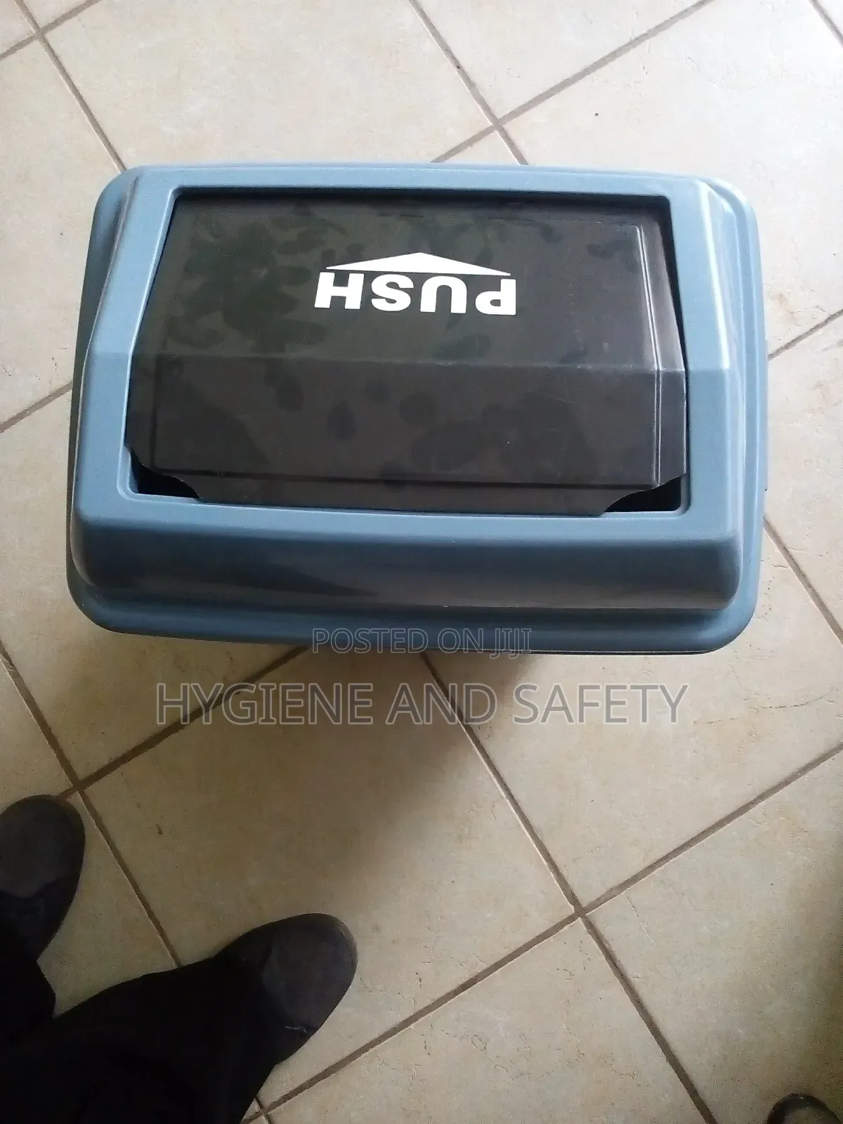Swing Bin 20l(Plastic)