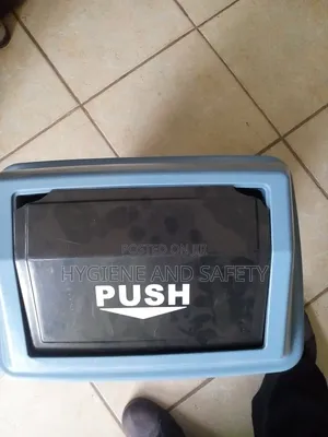 Swing Bin 20l(Plastic)