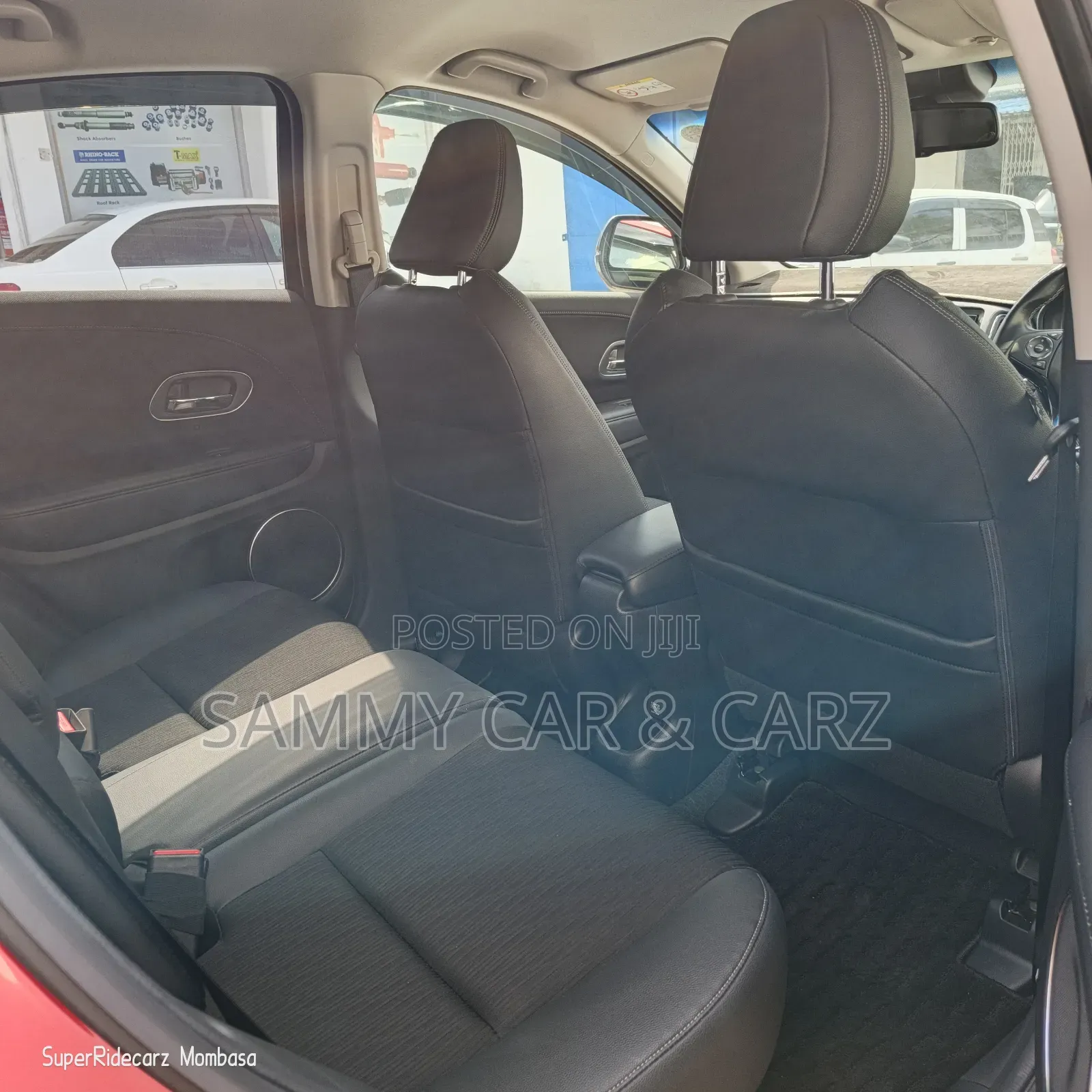 Honda Vezel 1.5 Hybrid 2WD 2018 Red