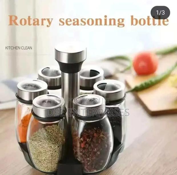 7pc Rotating Spice Jars - main view