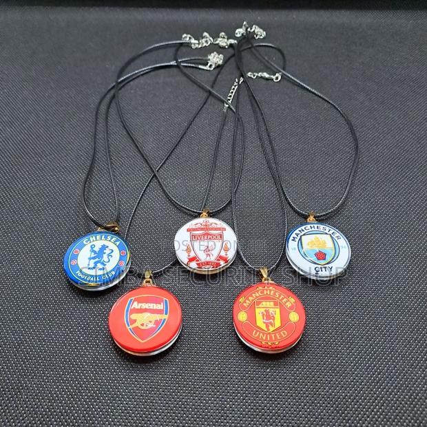 Football Club Logo Necklace Pendant Soccer Epl Team Gift Men