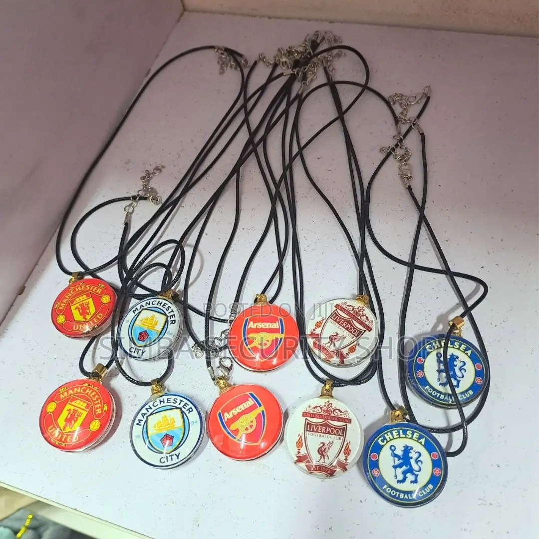 Football Club Logo Necklace Pendant Soccer Epl Team Gift Men