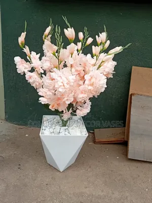 Light Pink, Plastic Vase on Stand