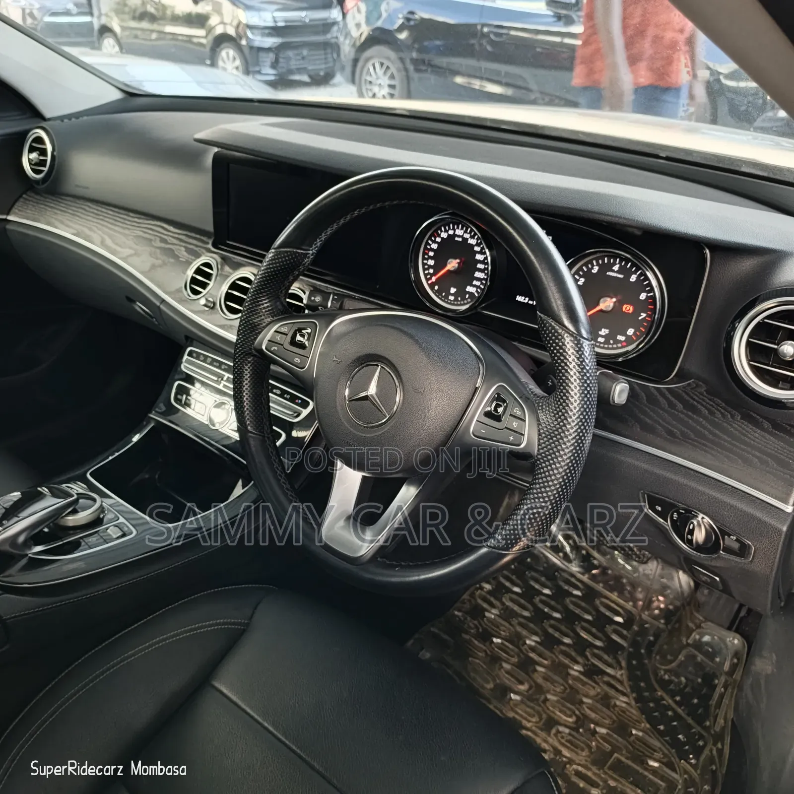 Mercedes-Benz 300E 2018 Gray