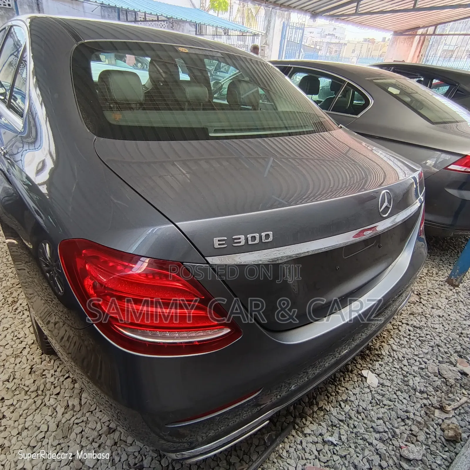 Mercedes-Benz 300E 2018 Gray