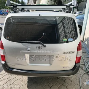 Toyota Succeed 2018 Silver