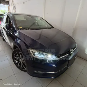 Volkswagen Golf 2018 Blue