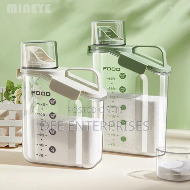Storage Containers With Measuring Cup - main view