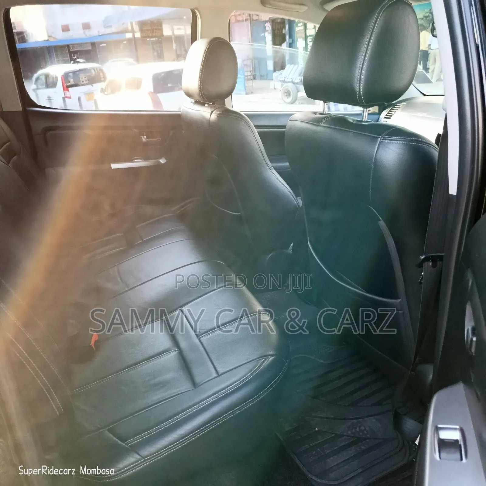Toyota Hilux 2015 Black