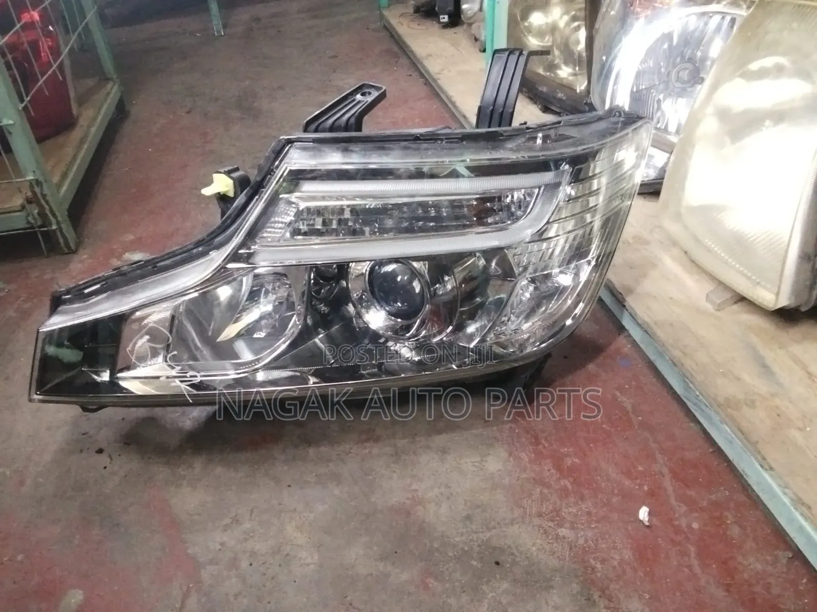 Stepwagon 2012-2015 Headlight