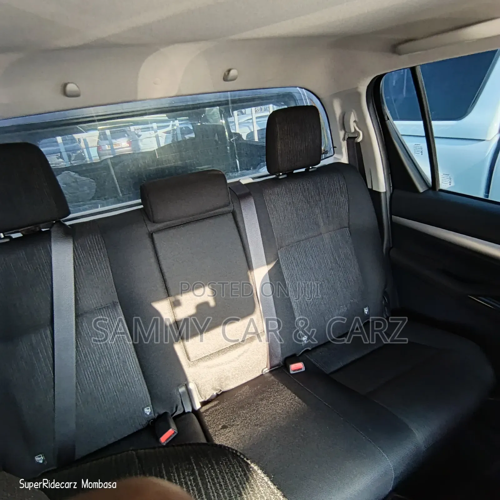 Toyota Hilux 2020 Black