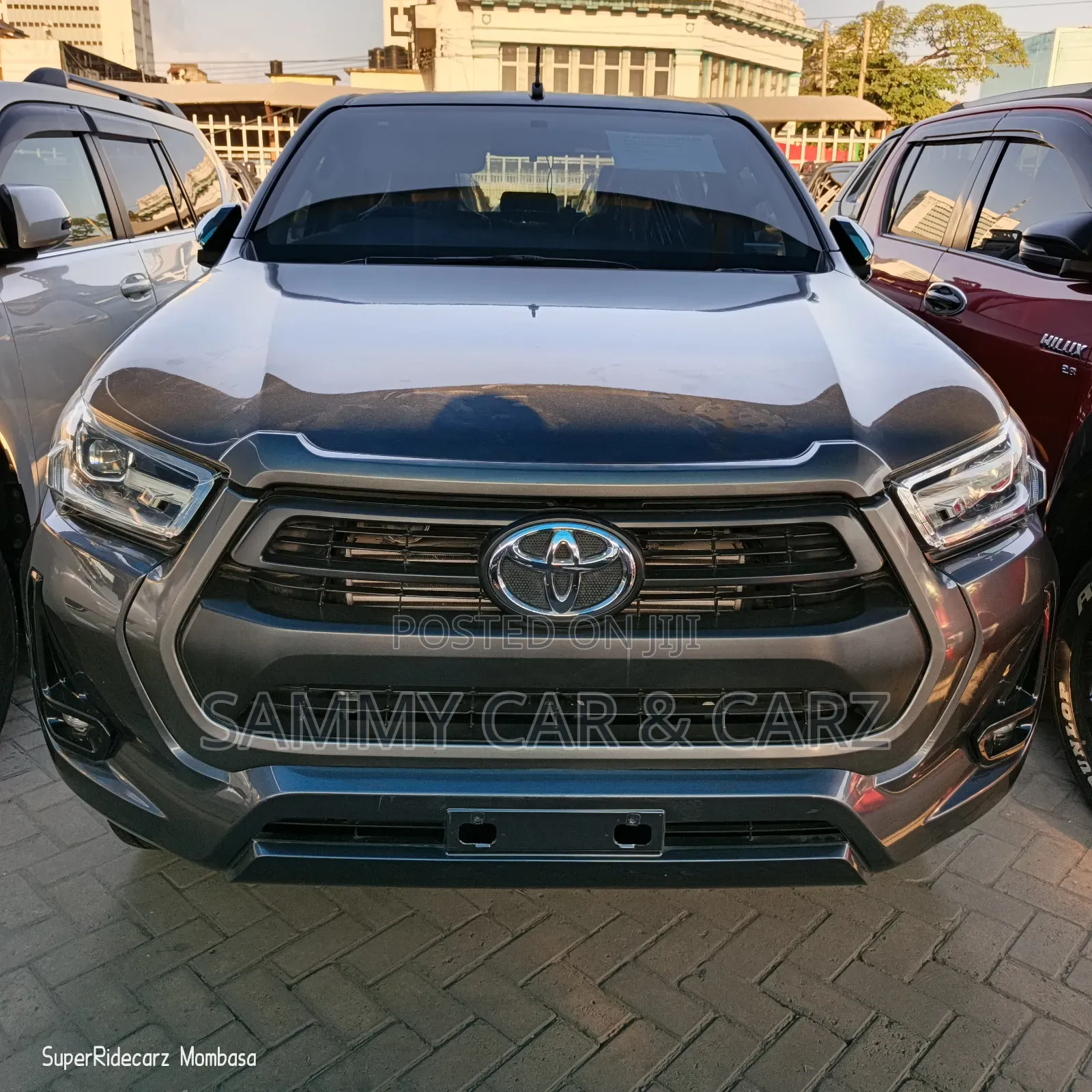 Toyota Hilux 2020 Gray