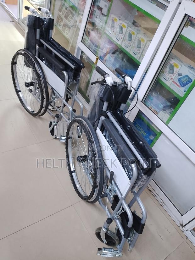 Foldable Standard Wheelchair - thumbnail 2