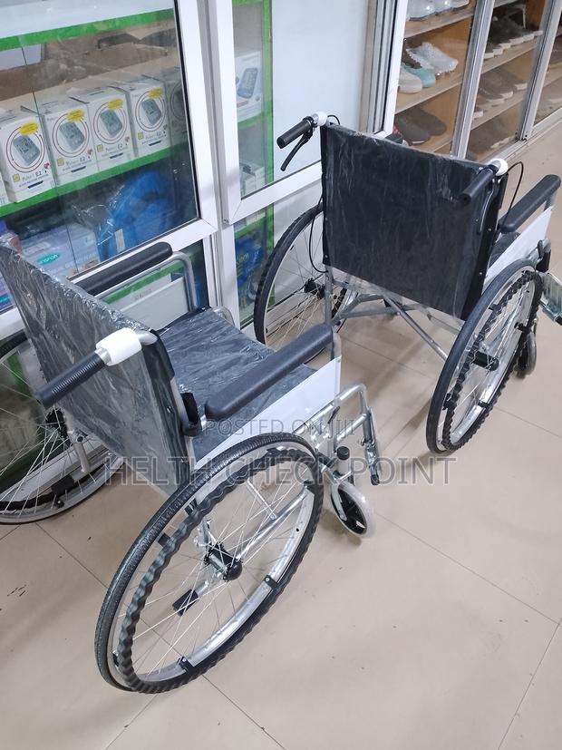 Foldable Standard Wheelchair - thumbnail 4