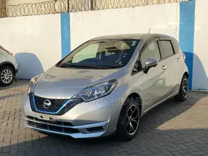 Nissan Note 2018 Silver