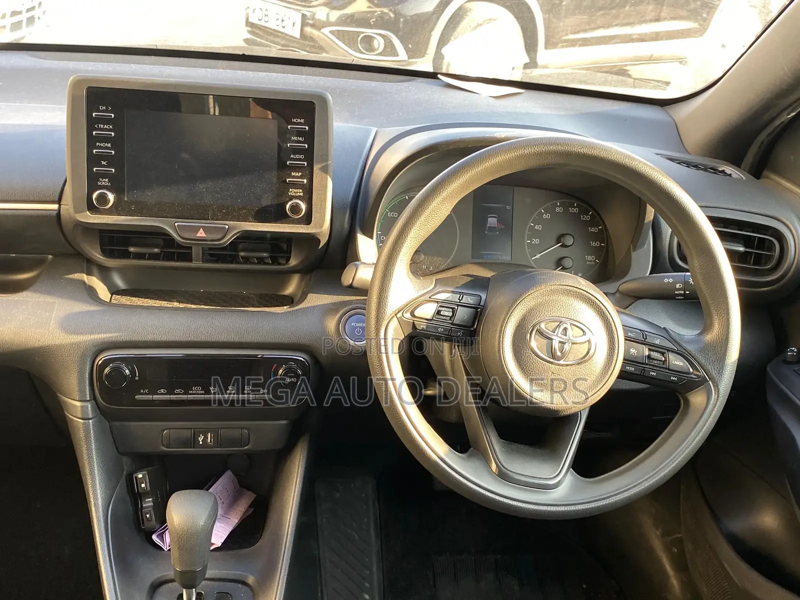 Toyota Yaris 2019 Gray