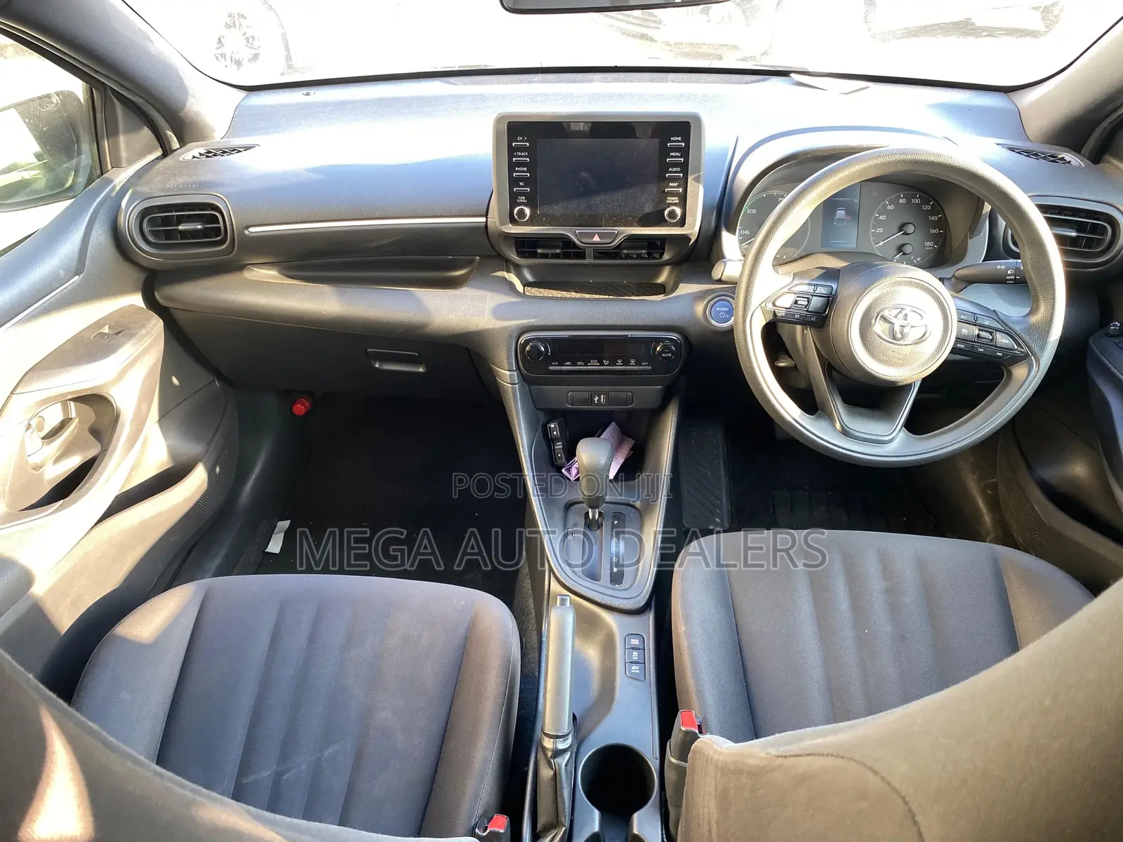 Toyota Yaris 2019 Gray