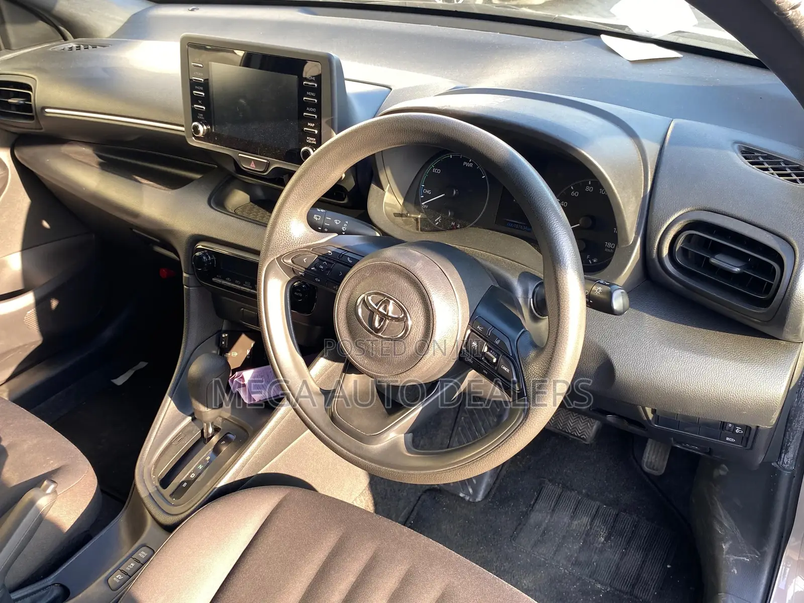 Toyota Yaris 2019 Gray