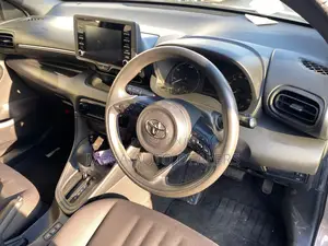 Toyota Yaris 2019 Gray