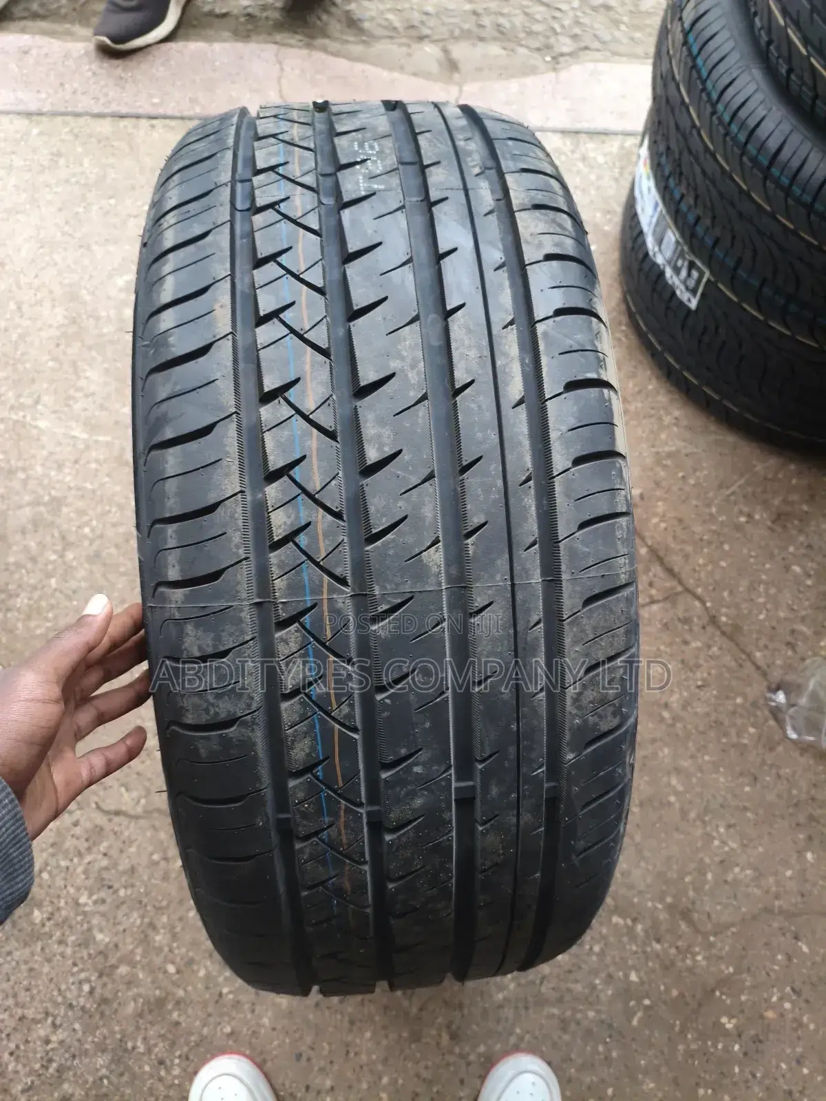 285/45r19 Grenlander Tires