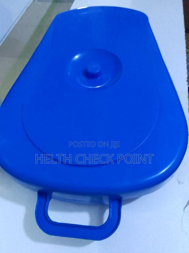 Plastic Bed Pan - main view