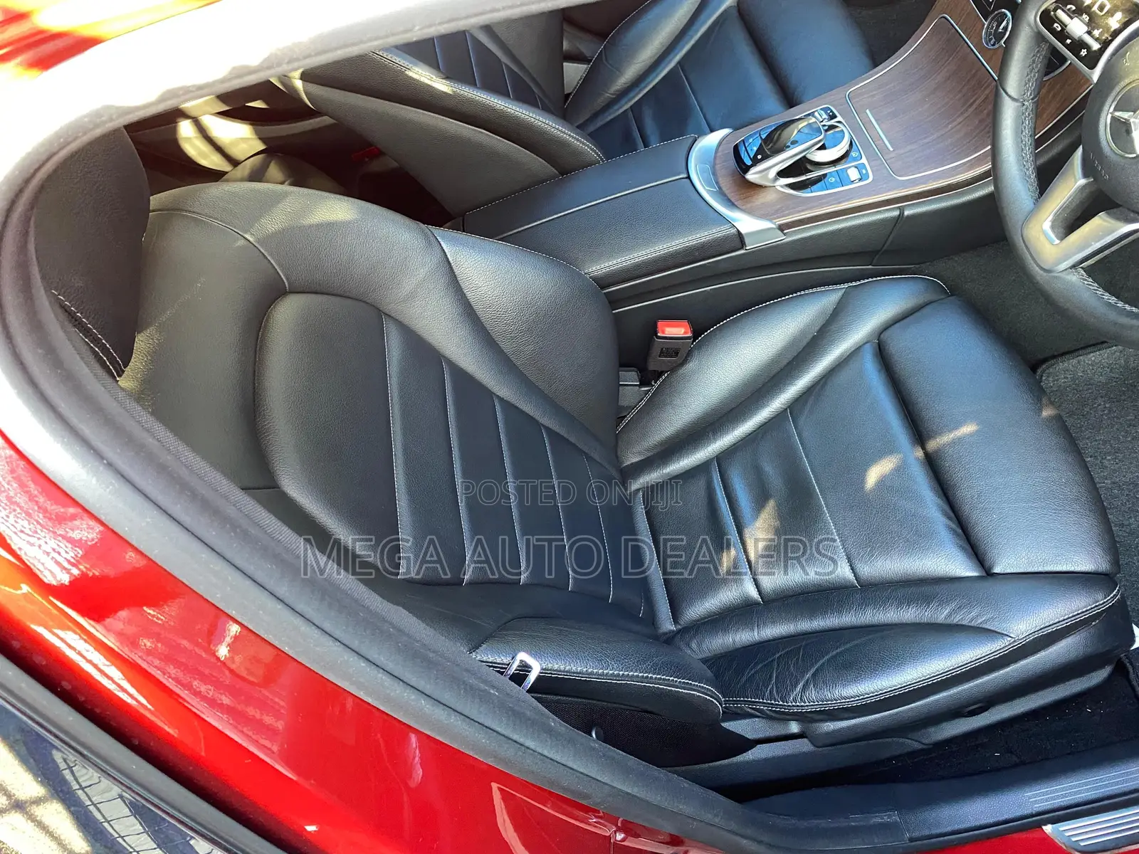 Mercedes-Benz C200 2018 Red