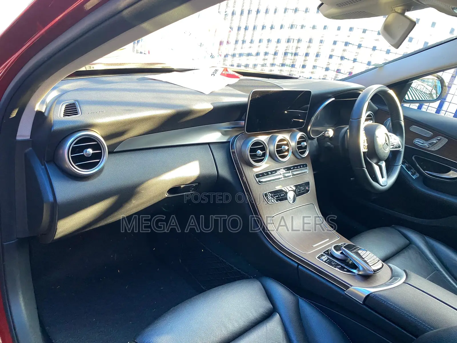 Mercedes-Benz C200 2018 Red