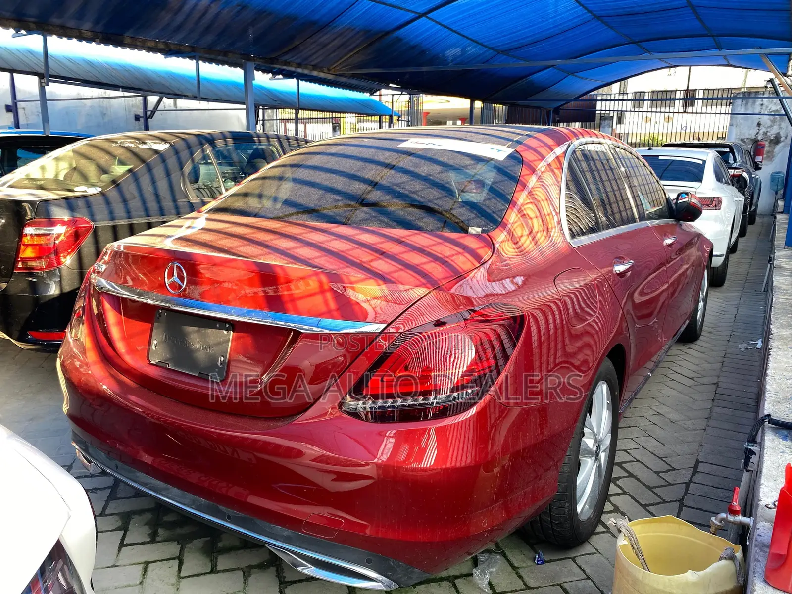 Mercedes-Benz C200 2018 Red