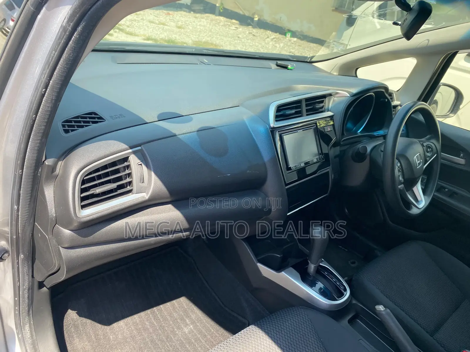 Honda Fit 2018 Silver