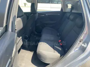 Honda Fit 2018 Silver