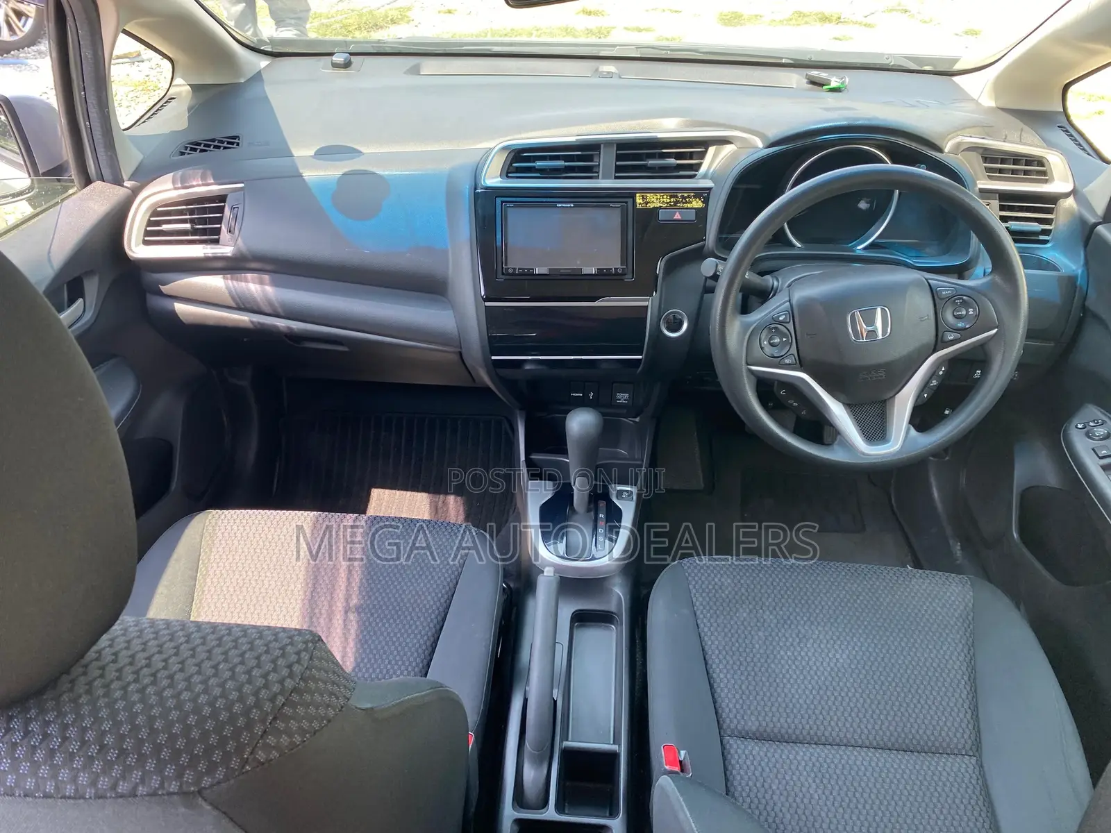 Honda Fit 2018 Silver