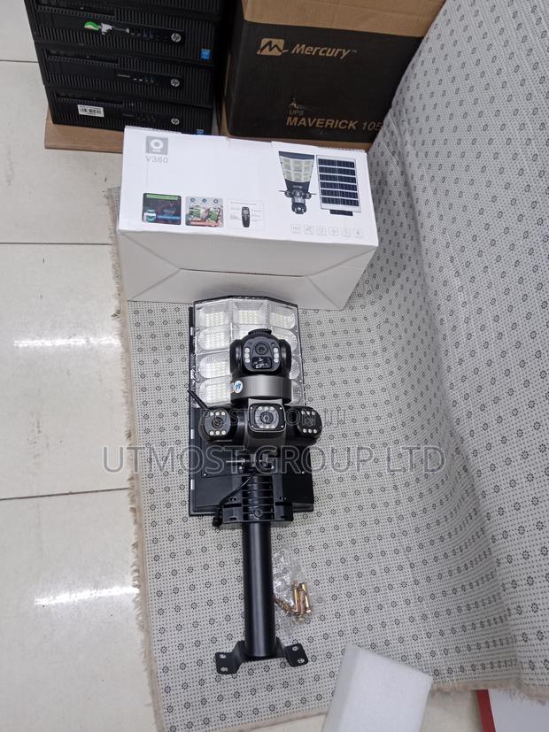 Solar Streetlight With 3-Lens Hd Camera - main view