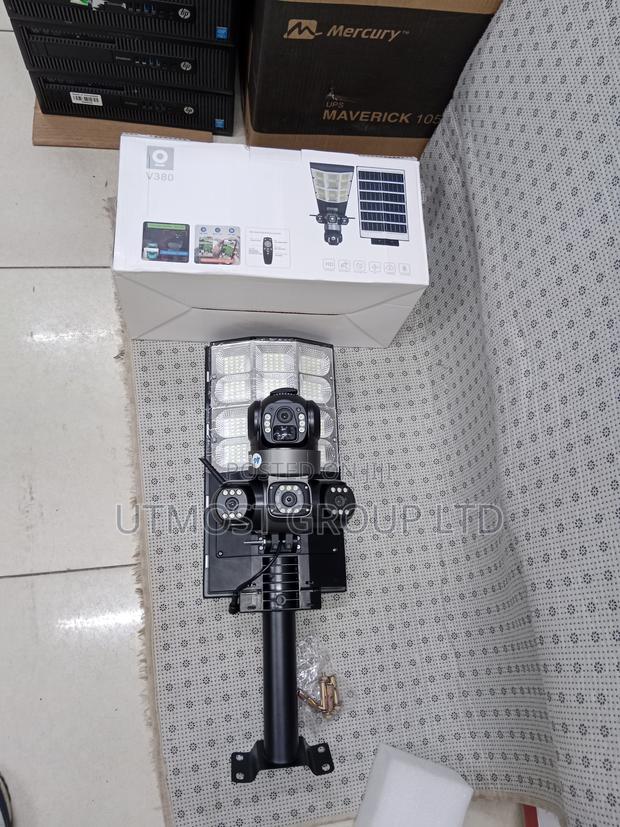 3-Lens Solar Streetlight Wireless Hd CCTV