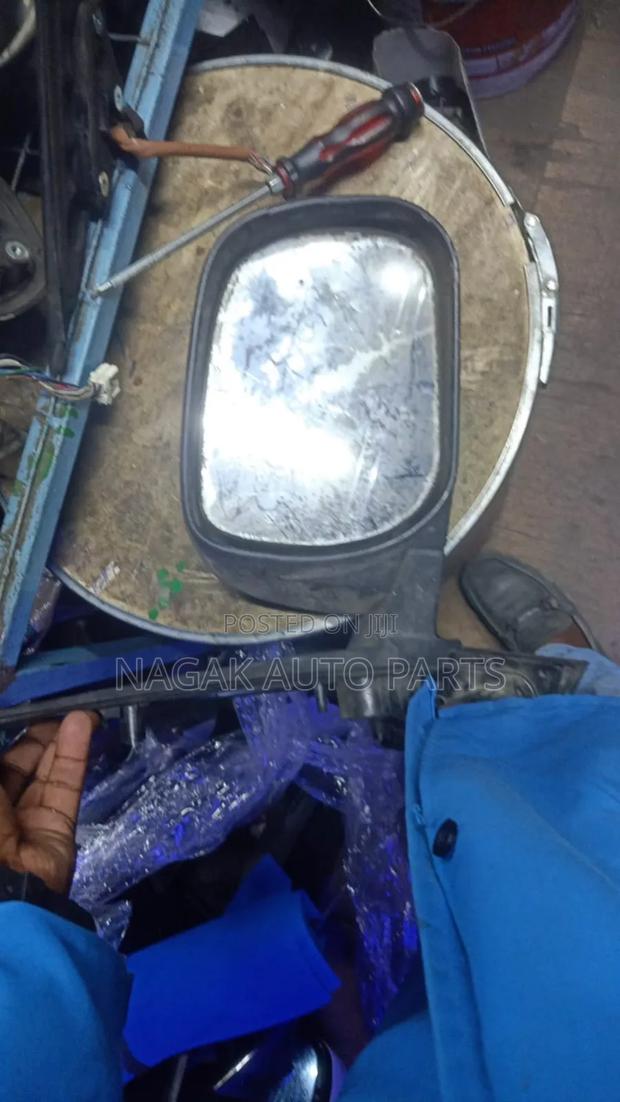 Ractis 2006-2009 Sidemirror - thumbnail 2