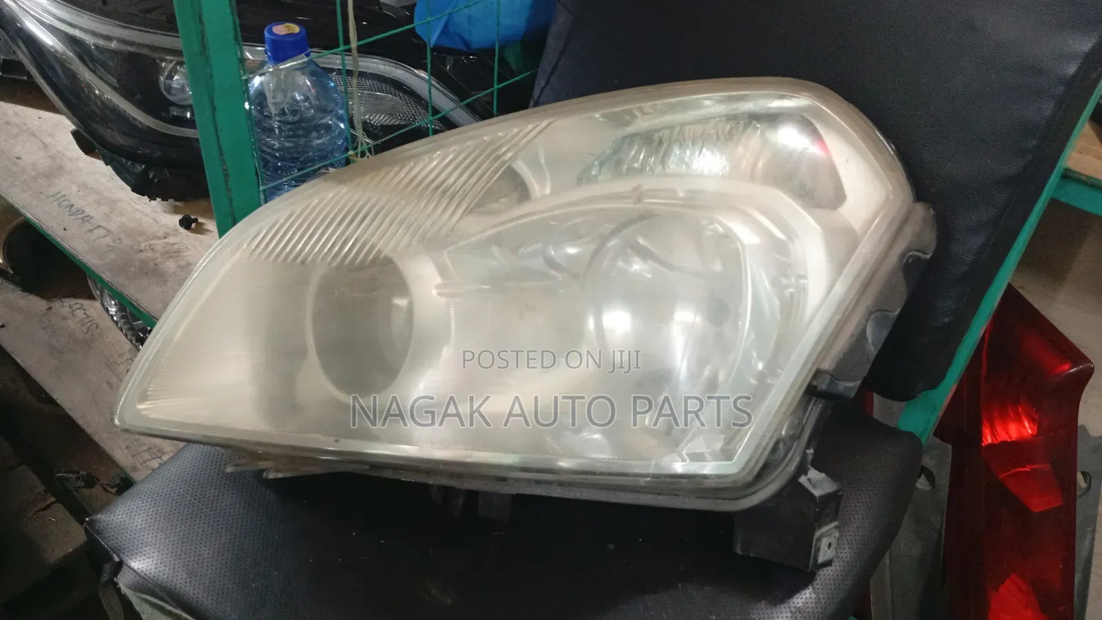 Dualis 2010-2014 Headlight