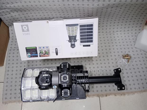 4g Solar Street Light Camera 6mp 3-Lens Night Vision - main view